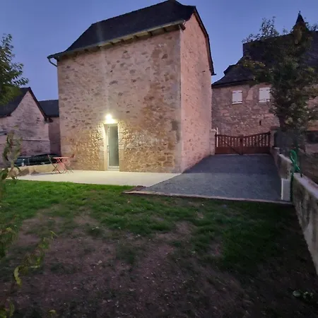 Jolie Petite Maison 134 *