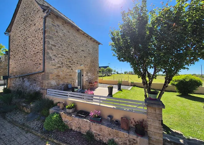Дом отдыха Jolie Petite Maison 134 Lugan (Aveyron)